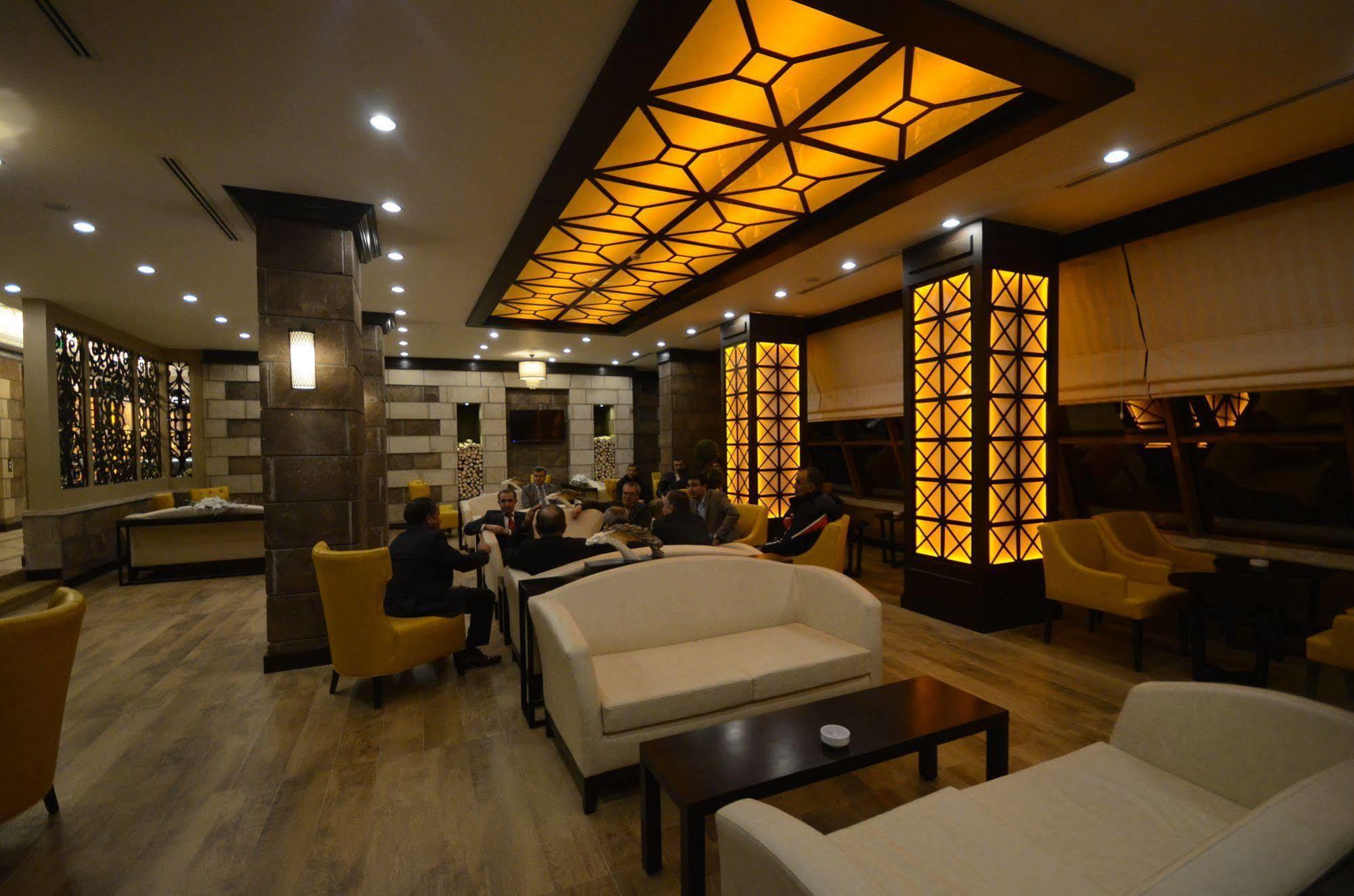 White Park Hotel Sarıkamış Buitenkant foto