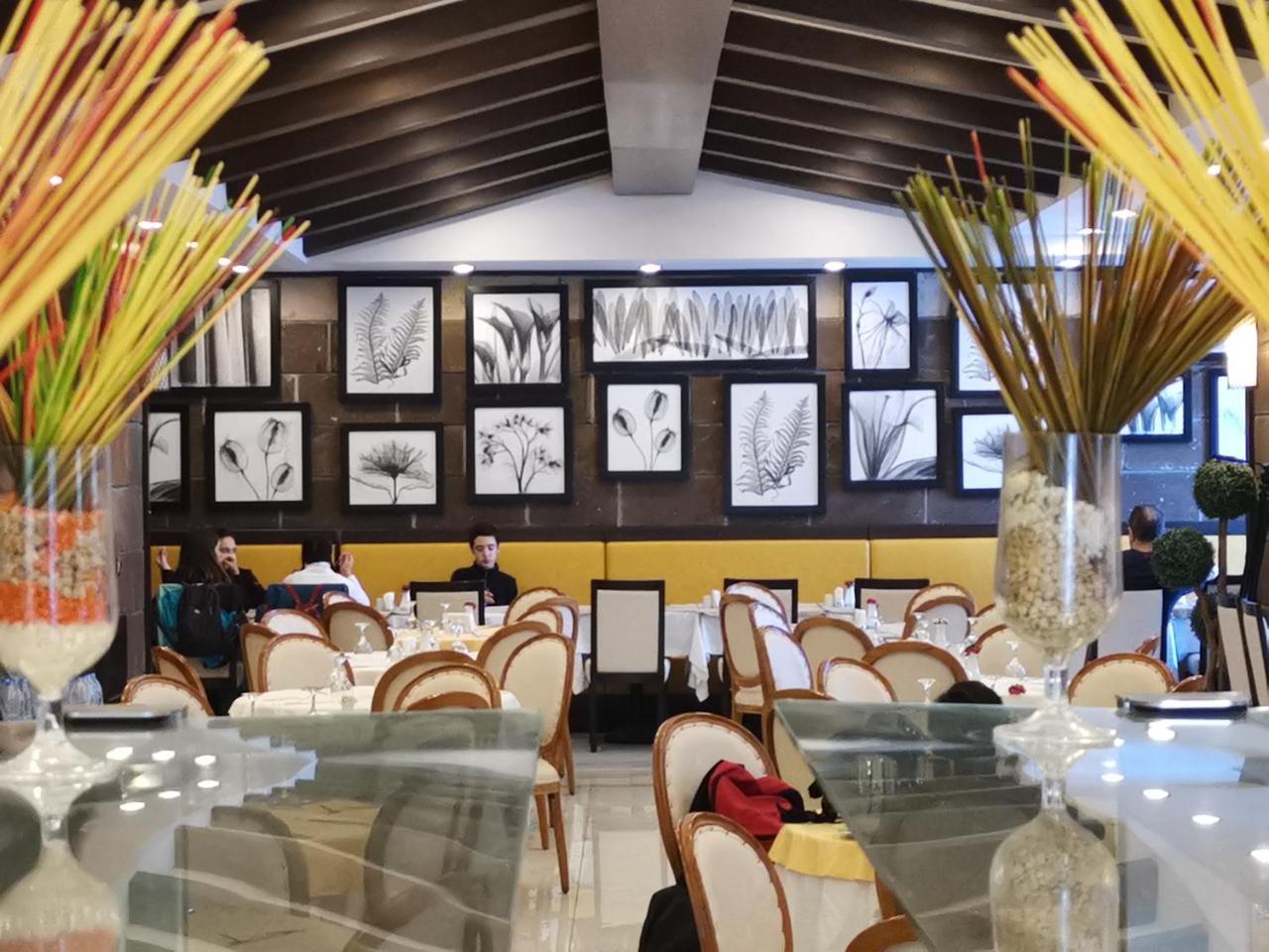 White Park Hotel Sarıkamış Buitenkant foto